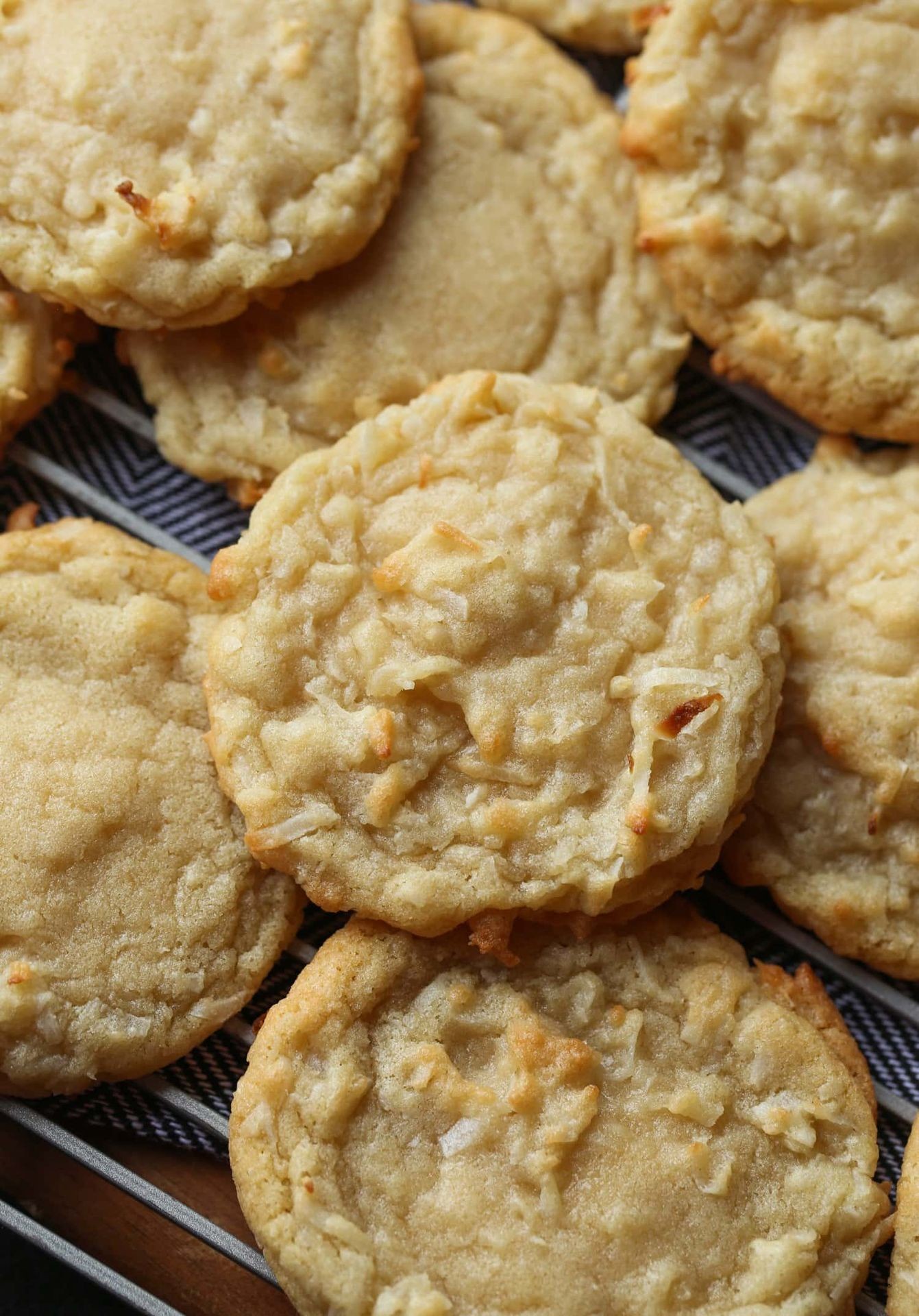 Chewy Coconut Cookies